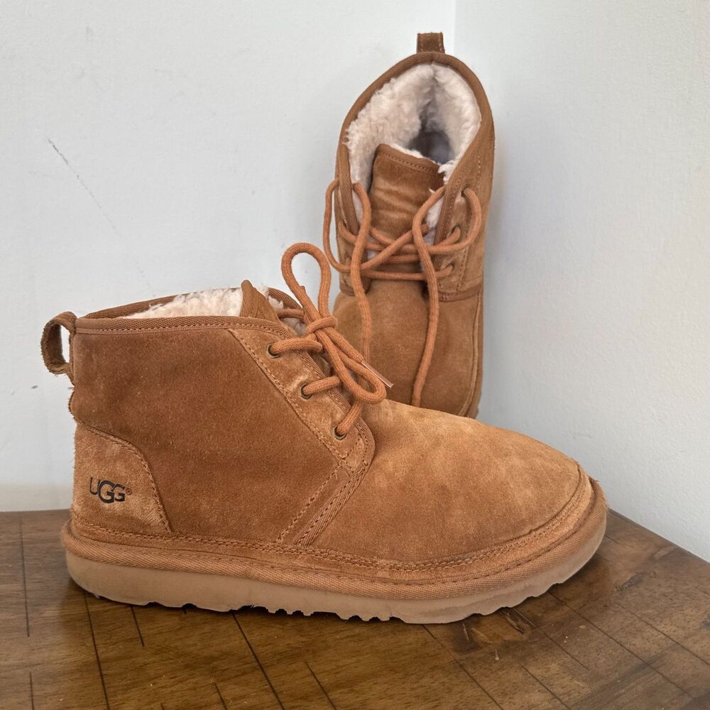 UGG Womens Lace Up Ankle Boots Shearling Lined Cozy Chukka Casual Size 6